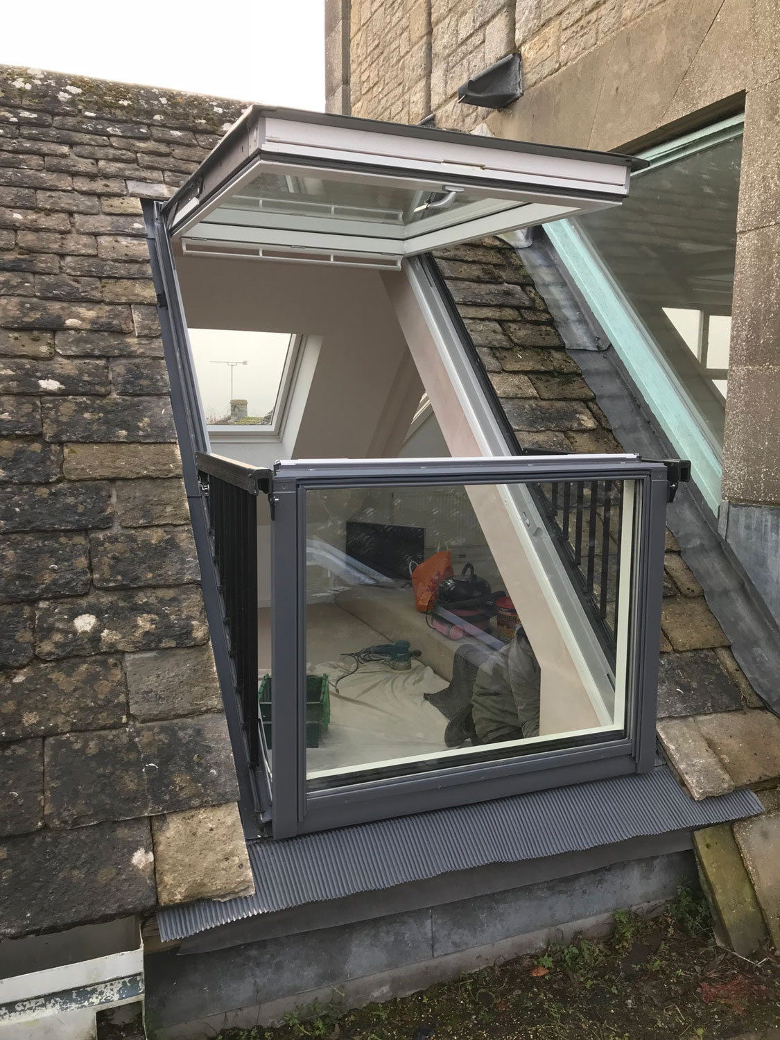 VELUX Cabrio Balcony window fully opened - balcony mode